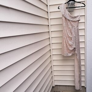 Elegant One-Shoulder Sequin Dress